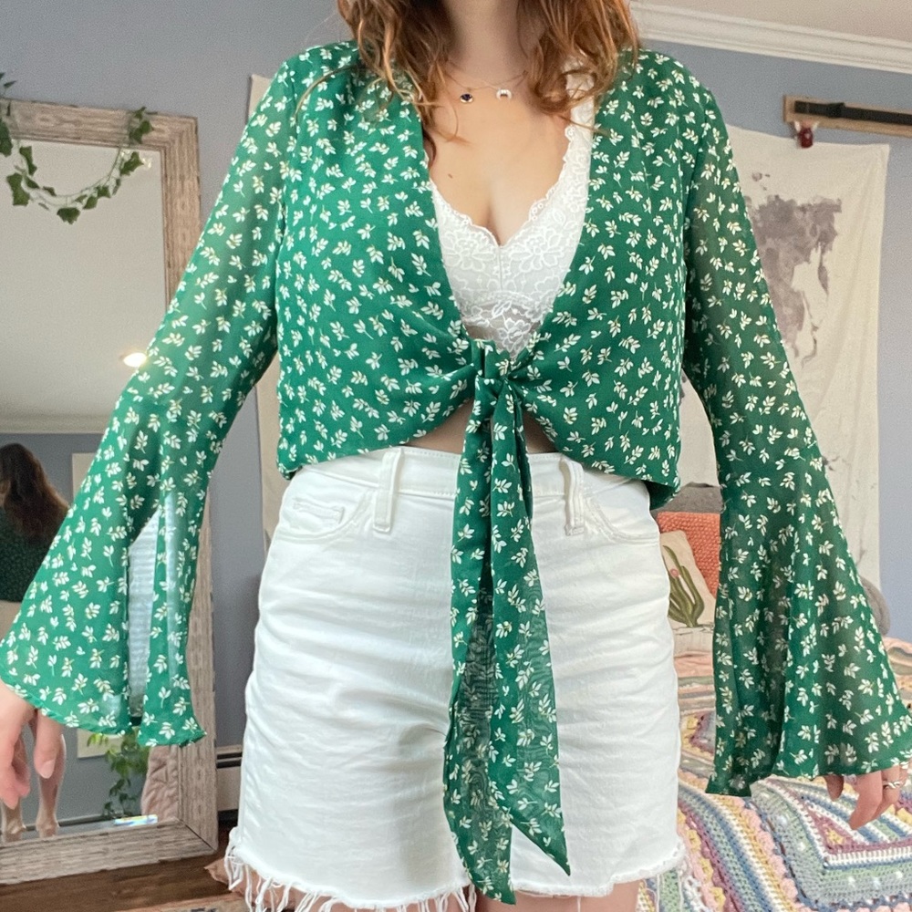 Urban outfitters green floral wrap top, size medium